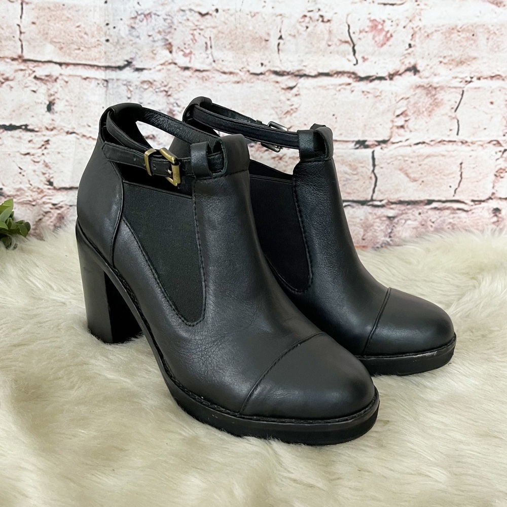 Modern Vice Etta Black Leather Ankle Bootie Ankle Strap Block Heel Size 7.5